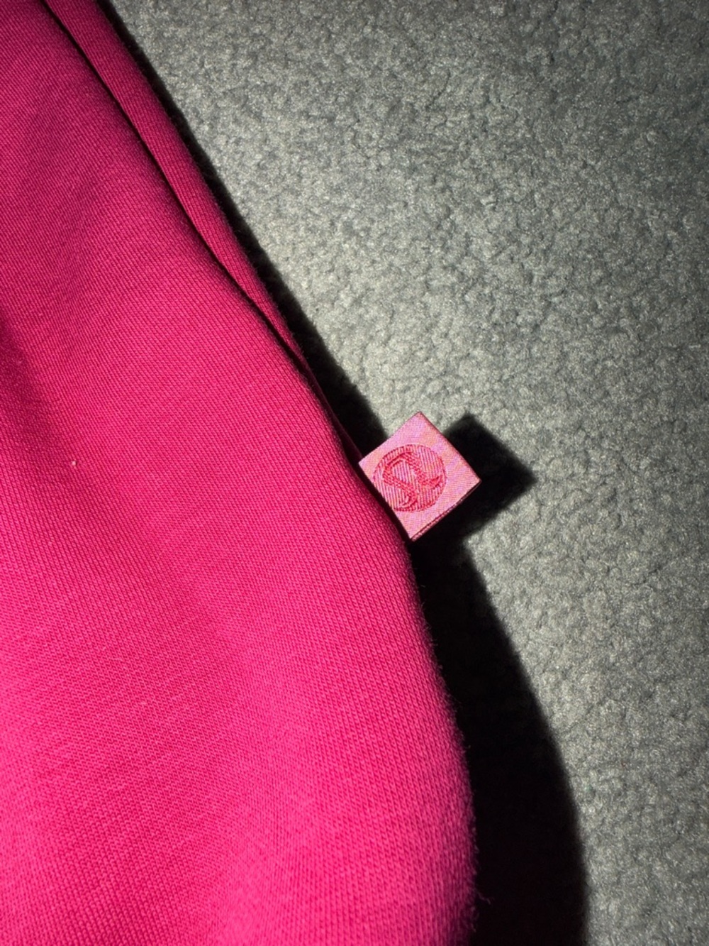 NWOT Lululemon Men’s Big Cozy Crew in Berry Rumble Large - Picture 9 of 13